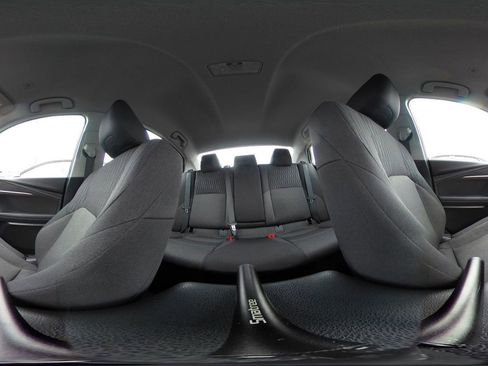 Used 2025 Toyota Camry LE image 42