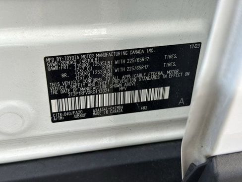 Used 2024 Toyota RAV4 XLE w/ Weather Package image 34