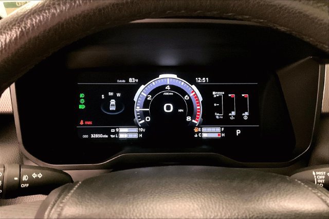 Used 2024 Toyota Tundra Limited AWD/4WD image 30