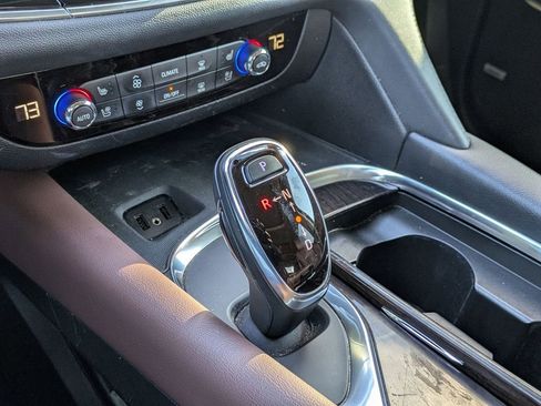 Used 2018 Buick Enclave Avenir w/ Avenir Technology Package image 22