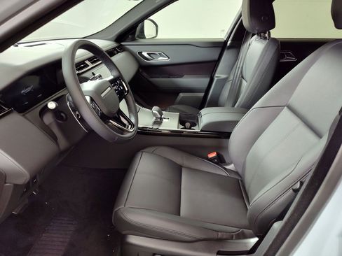 Used 2026 Land Rover Range Rover Velar Dynamic SE image 4