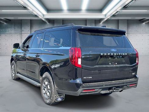 Used 2025 Ford Expedition Max Active AWD/4WD image 27