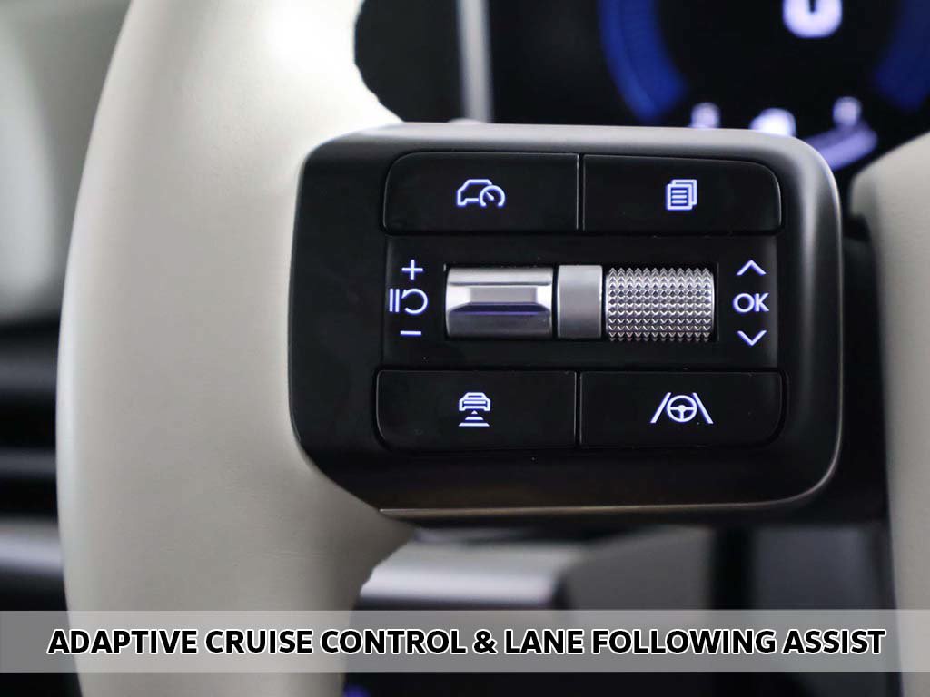 Certified 2024 Hyundai Santa Fe SE AWD/4WD image 3
