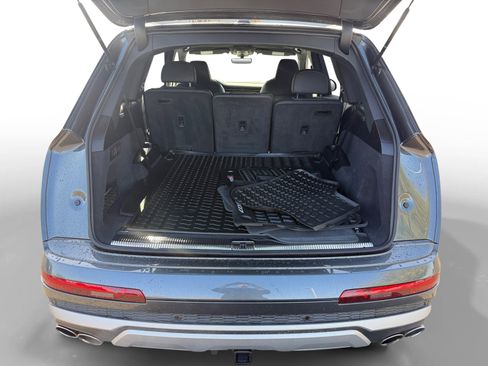 Used 2024 Audi SQ7 Premium Plus image 17