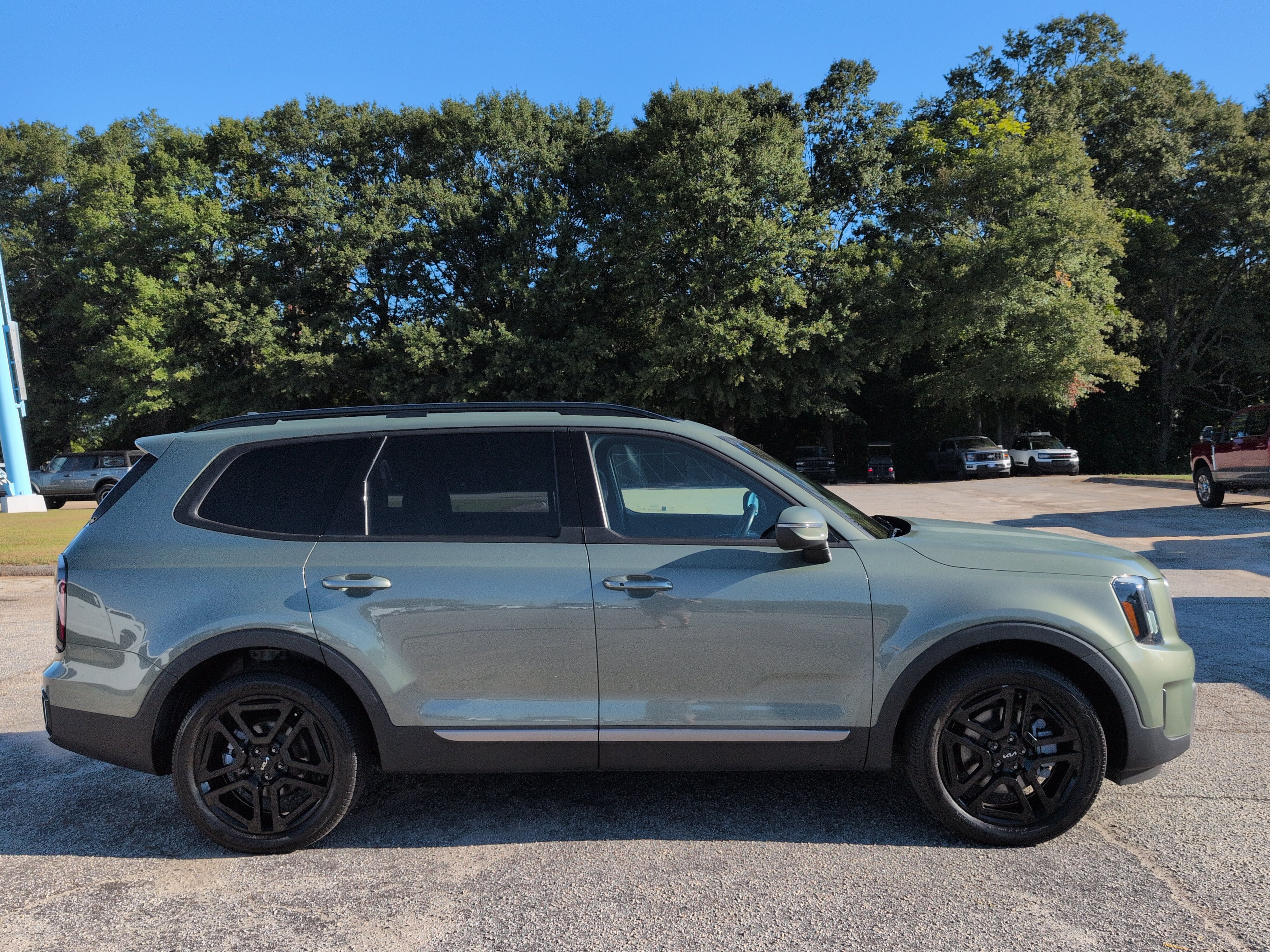 Used 2023 Kia Telluride EX X-Line AWD/4WD image 1