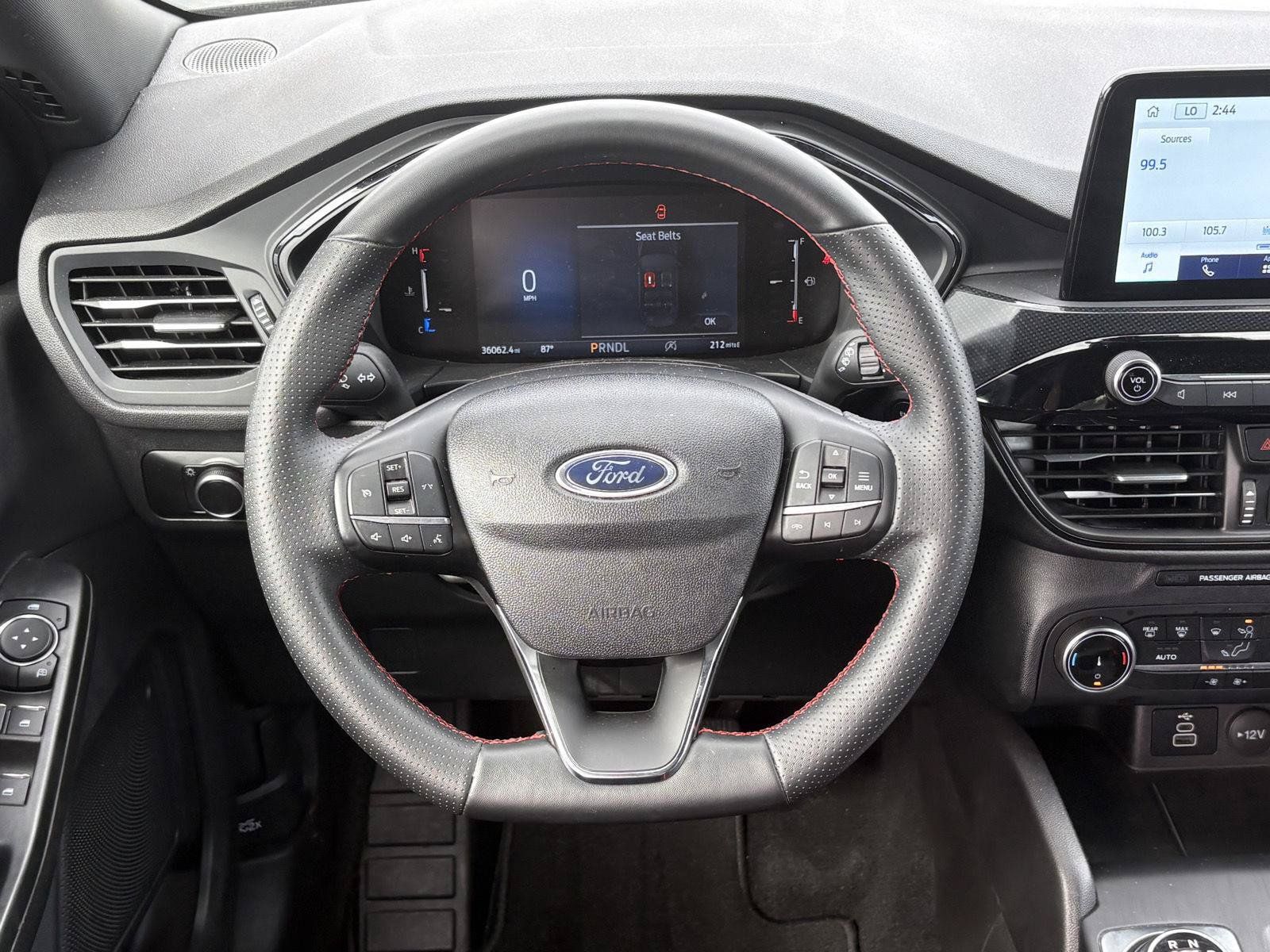Used 2025 Ford Escape ST-Line FWD image 7