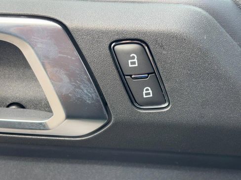 New 2025 Ford Bronco Outer Banks image 19