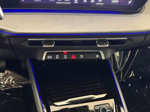 New 2026 Audi Q3 quattro 2.0T AWD/4WD image 17