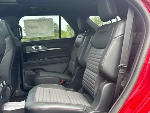 New 2026 Ford Explorer ST-Line AWD/4WD image 11