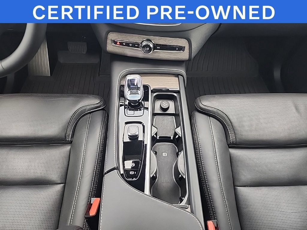 Used 2024 Volvo XC90 T8 Ultimate w/ Lounge Package AWD/4WD image 22