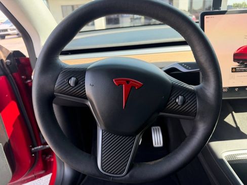 Used 2022 Tesla Model Y Performance AWD/4WD image 28