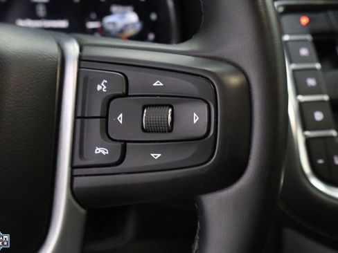 Used 2023 GMC Yukon SLT image 18