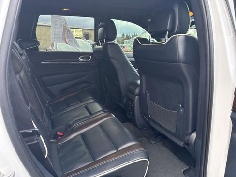 Used 2015 Jeep Grand Cherokee Overland w/ Advanced Technology Group image 13