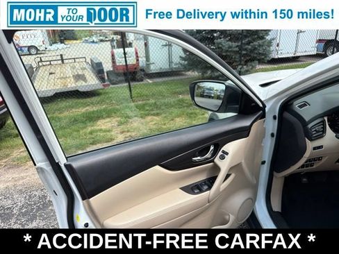 Used 2020 Nissan Rogue SV FWD image 14
