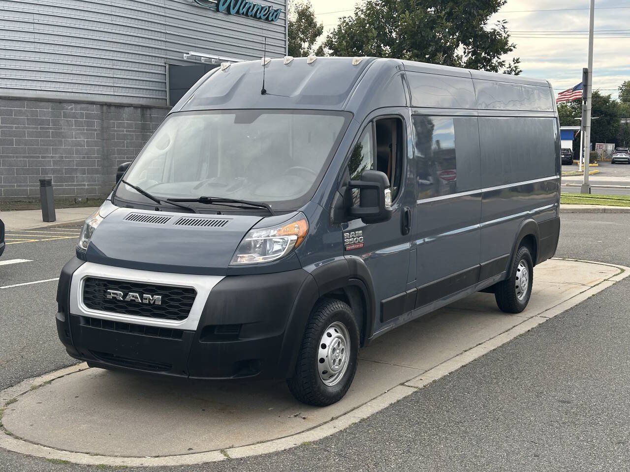 Used 2020 RAM ProMaster 3500 FWD image 1