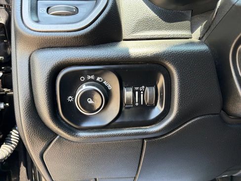 Used 2020 RAM 2500 Tradesman AWD/4WD image 25