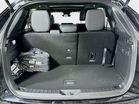 New 2026 MAZDA CX-90 3.3 Turbo w/ Premium Plus Pkg image 16