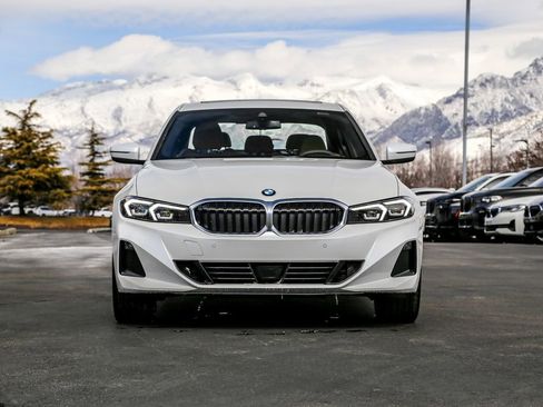 New 2026 BMW 330i xDrive Sedan w/ Convenience Package image 8