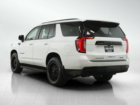 Used 2022 GMC Yukon SLE w/ Gmc Pro Safety Plus Package AWD/4WD image 3