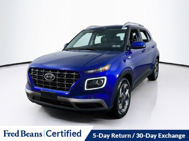 Used 2024 Hyundai Venue Limited FWD image 3
