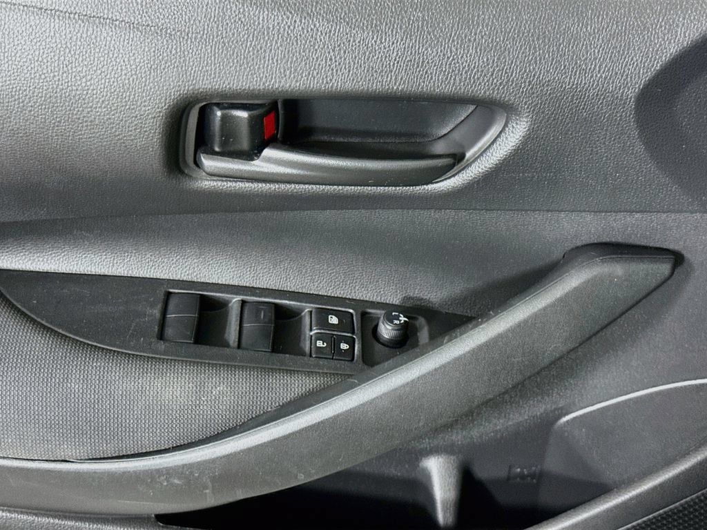 Used 2022 Toyota Corolla LE FWD image 21