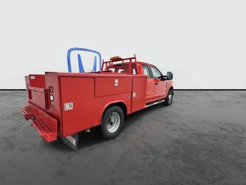 Used 2017 Ford F350 XL w/ XL Value Package RWD image 4