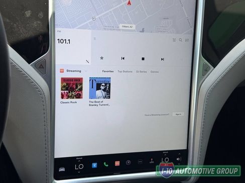 Used 2015 Tesla Model S 70 RWD image 32