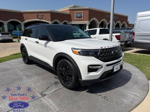Used 2020 Ford Explorer Limited RWD image 1