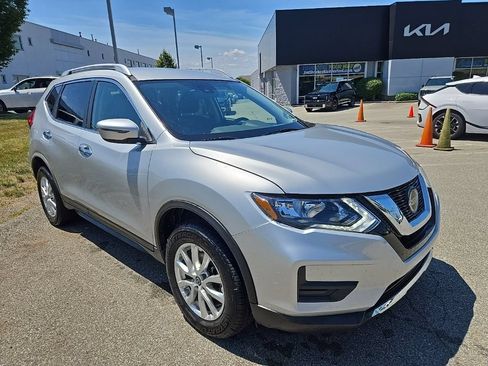 Used 2020 Nissan Rogue SV AWD/4WD image 1