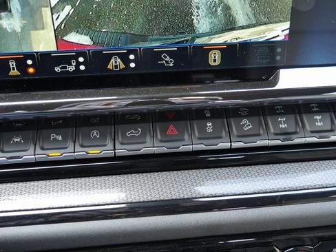 New 2026 Chevrolet Silverado 1500 ZR2 image 18