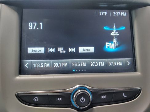 Used 2018 Chevrolet Cruze LS FWD image 25