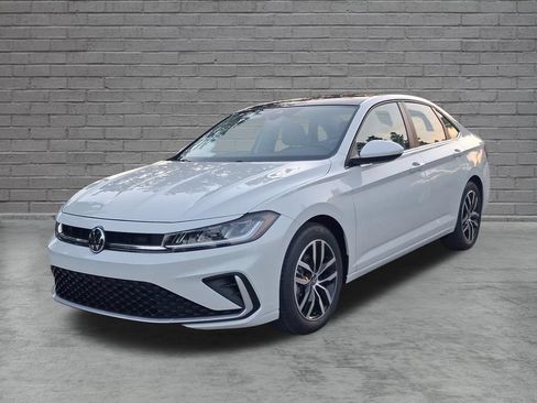 New 2026 Volkswagen Jetta SE FWD image 3