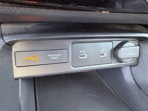Used 2025 Honda Civic Sport image 19