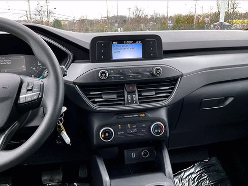 Used 2020 Ford Escape S image 6