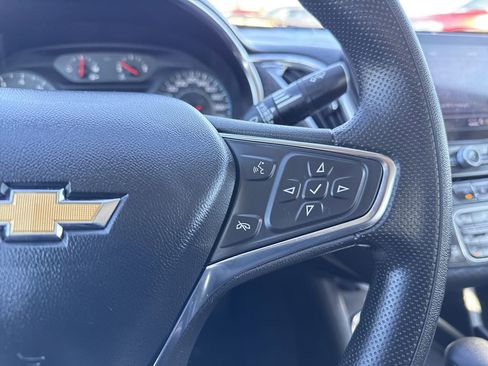 Used 2021 Chevrolet Malibu LT image 19