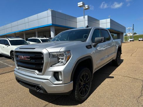 Used 2021 GMC Sierra 1500 Elevation w/ X31 Off-Road Package AWD/4WD image 2