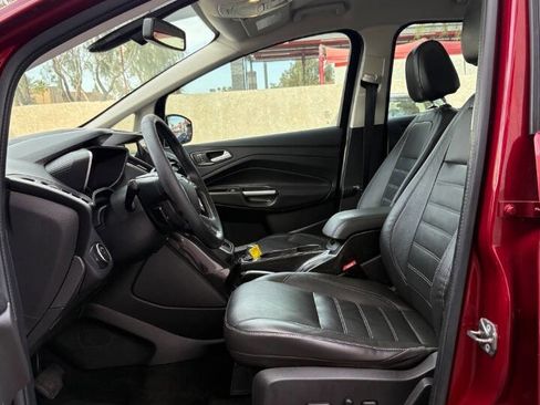 Used 2017 Ford C-MAX Titanium w/ Equipment Group 301A image 15