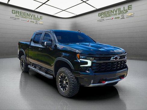 Used 2023 Chevrolet Silverado 1500 ZR2 w/ Technology Package AWD/4WD image 11