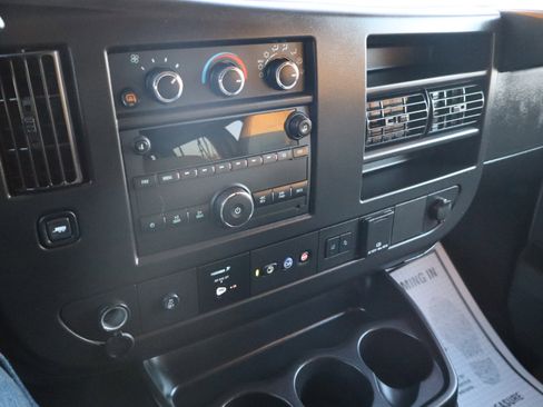 Used 2024 Chevrolet Express 3500 LT w/ LT Preferred Equipment Group image 13