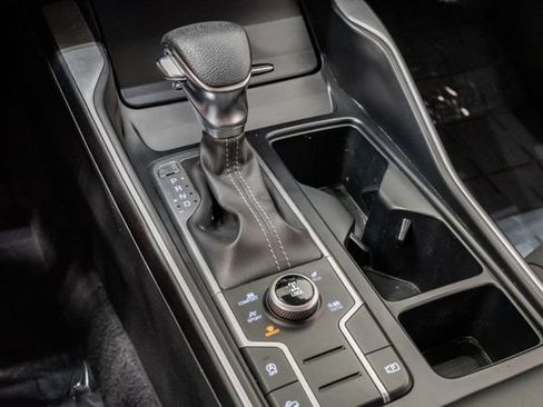 Certified 2023 Kia Sorento LX AWD/4WD image 19