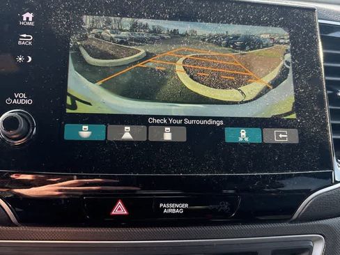 Certified 2023 Honda Passport TrailSport image 7