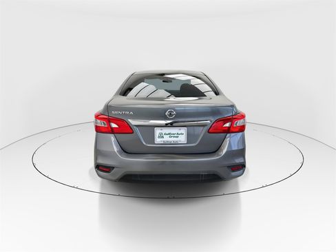 Used 2017 Nissan Sentra S image 7