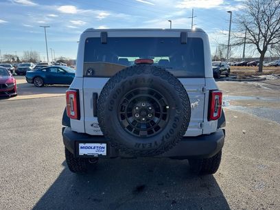 New 2026 Ford Bronco Outer Banks w/ Sasquatch Package