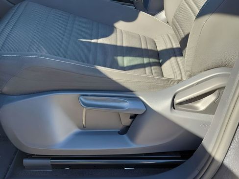 Used 2023 Volkswagen Tiguan S image 20