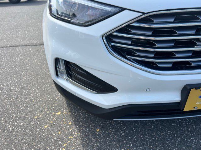 Used 2022 Ford Edge Titanium AWD/4WD image 38