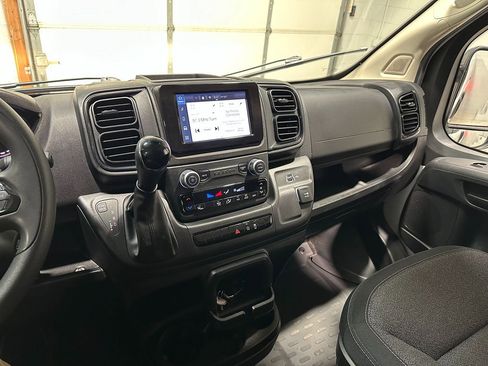 Used 2023 RAM ProMaster 2500 image 26