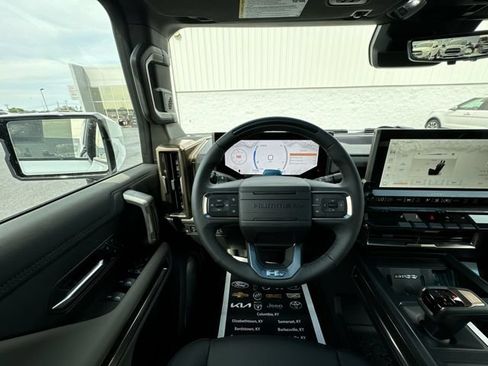New 2025 GMC Hummer EV 2X AWD/4WD image 14