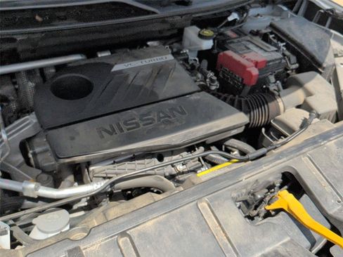 Used 2024 Nissan Rogue SV FWD image 33