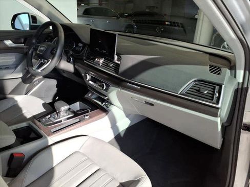 Certified 2023 Audi Q5 2.0T Premium w/ Convenience Package image 23