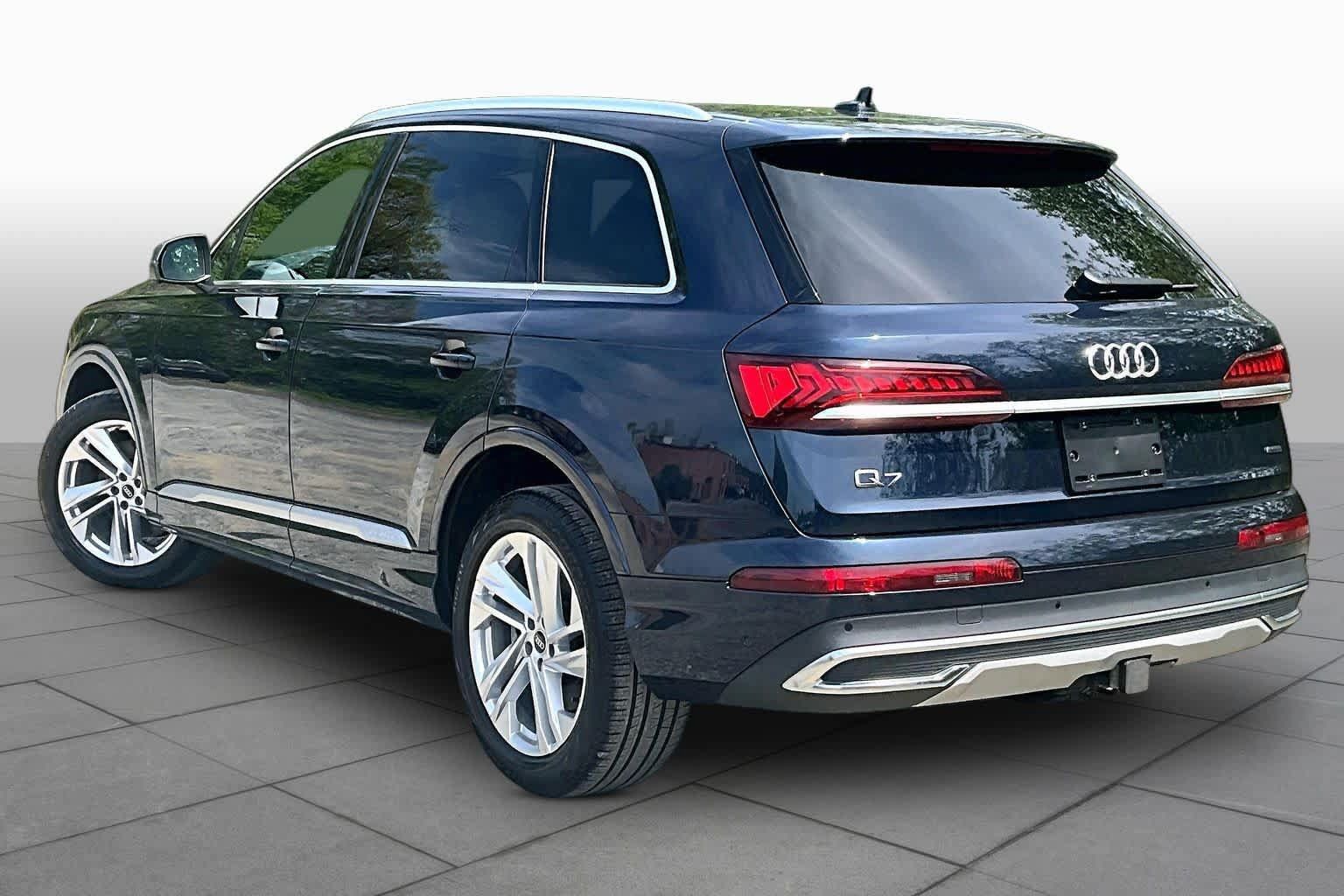 Used 2023 Audi Q7 3.0T Premium Plus w/ Premium Plus Package AWD/4WD image 12